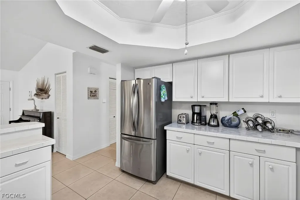 1710 SE 10th Place Cape Coral FL 33990