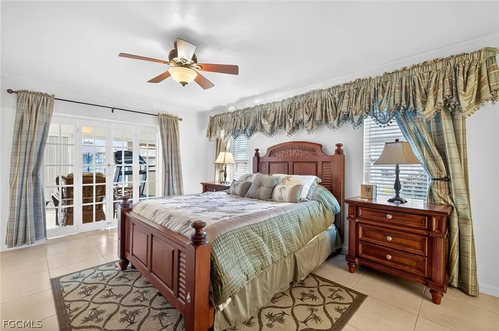 1710 SE 10th Place Cape Coral FL 33990