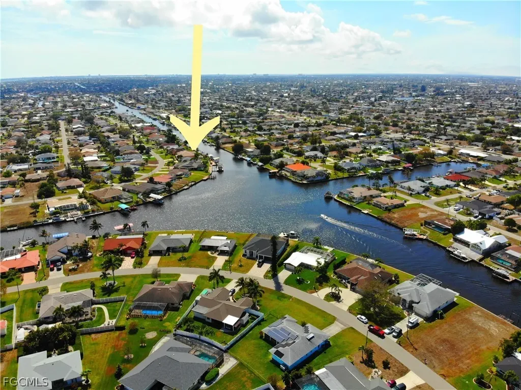 1710 SE 10th Place Cape Coral FL 33990