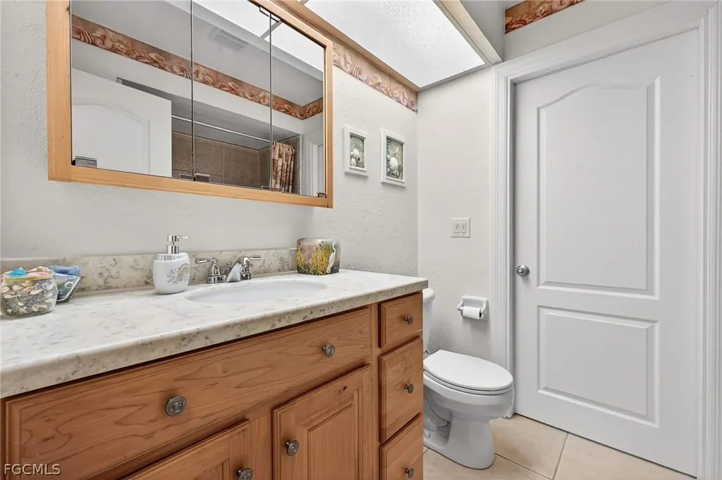 1710 SE 10th Place Cape Coral FL 33990