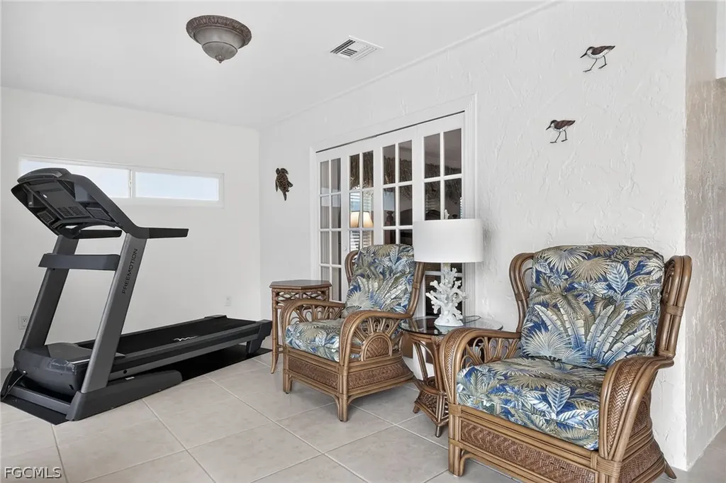 1710 SE 10th Place Cape Coral FL 33990