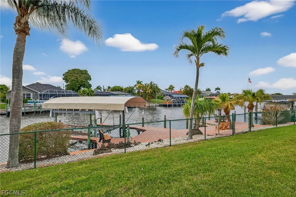 1710 SE 10th Place Cape Coral FL 33990