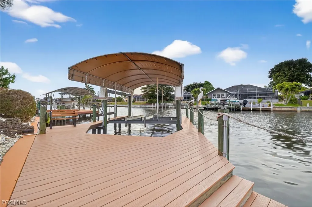 1710 SE 10th Place Cape Coral FL 33990