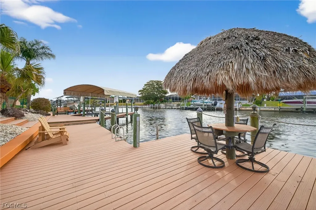 1710 SE 10th Place Cape Coral FL 33990