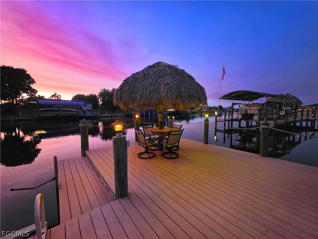 1710 SE 10th Place Cape Coral FL 33990