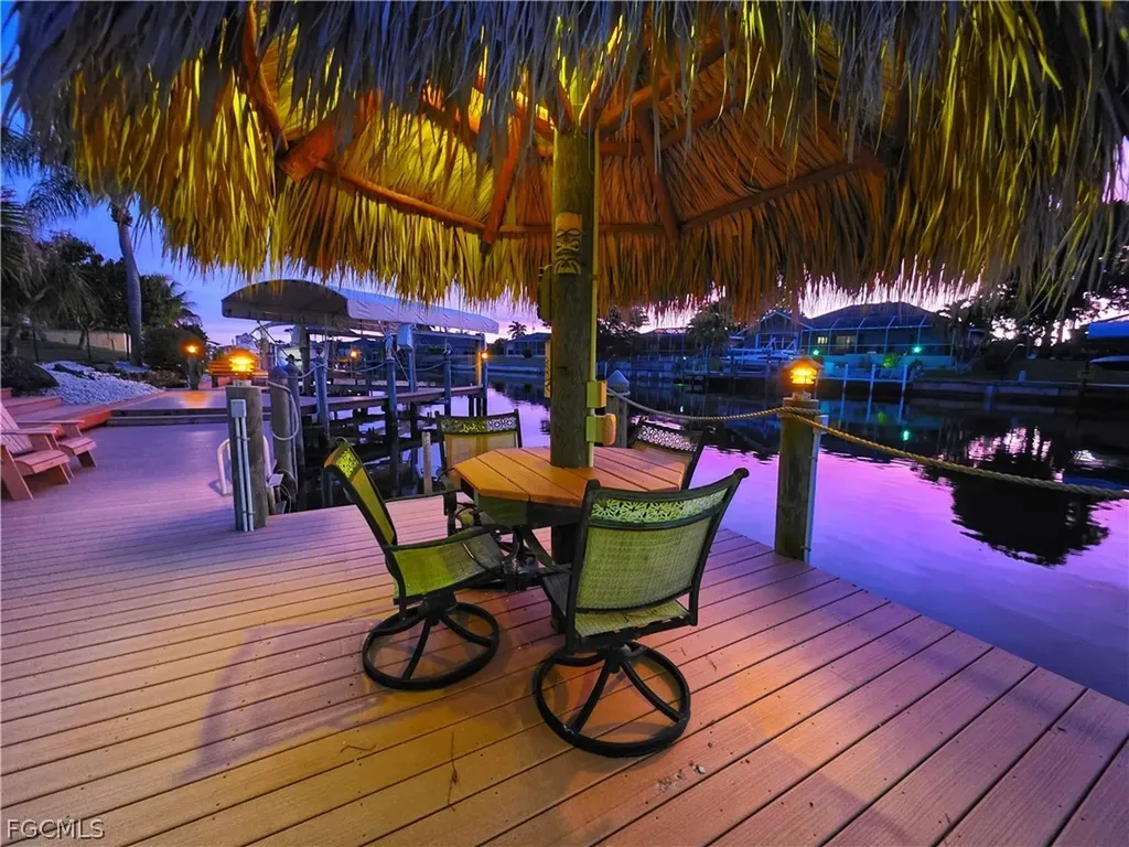 1710 SE 10th Place Cape Coral FL 33990