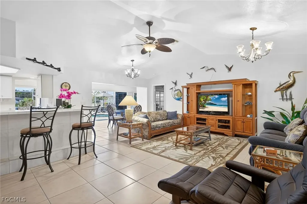 1710 SE 10th Place Cape Coral FL 33990