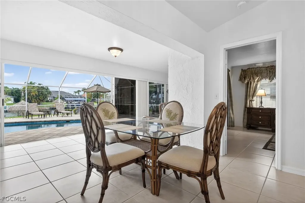 1710 SE 10th Place Cape Coral FL 33990