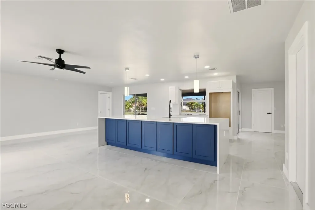 3805 SE 12th Avenue Cape Coral FL 33904