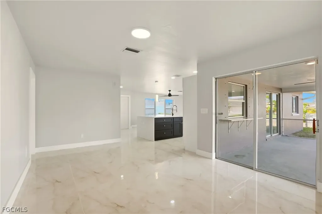 3805 SE 12th Avenue Cape Coral FL 33904