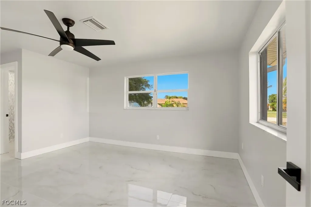 3805 SE 12th Avenue Cape Coral FL 33904