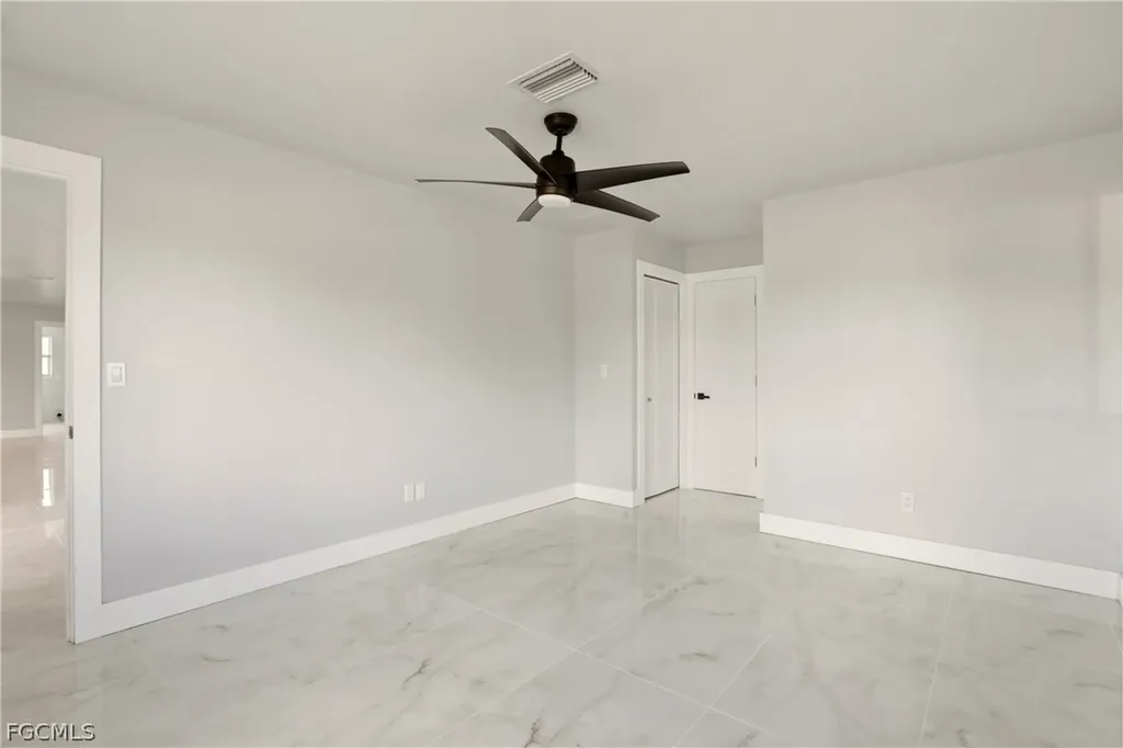 3805 SE 12th Avenue Cape Coral FL 33904