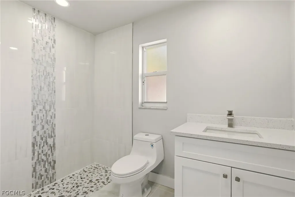 3805 SE 12th Avenue Cape Coral FL 33904