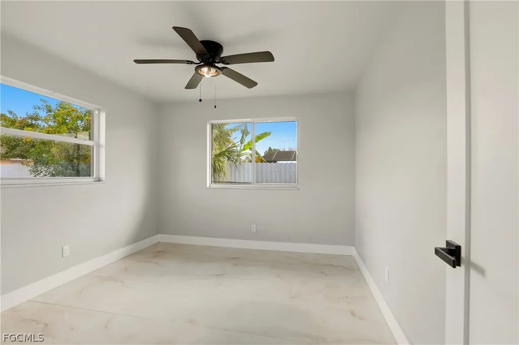 3805 SE 12th Avenue Cape Coral FL 33904