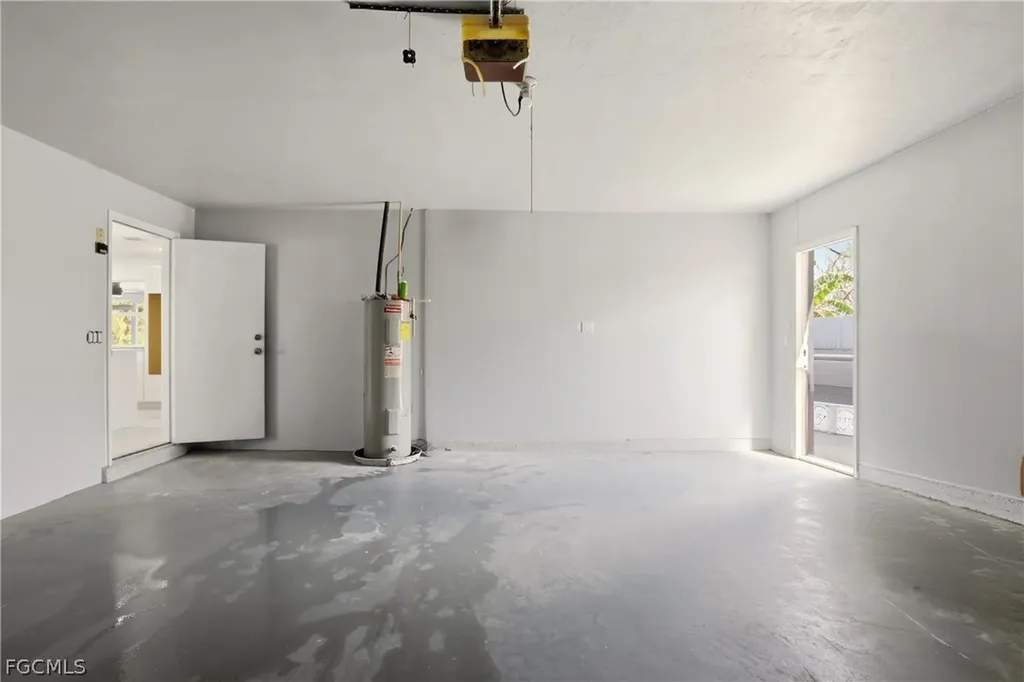 3805 SE 12th Avenue Cape Coral FL 33904
