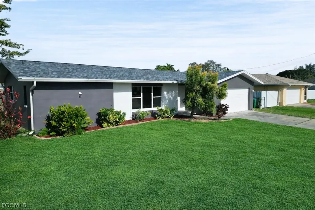 3805 SE 12th Avenue Cape Coral FL 33904