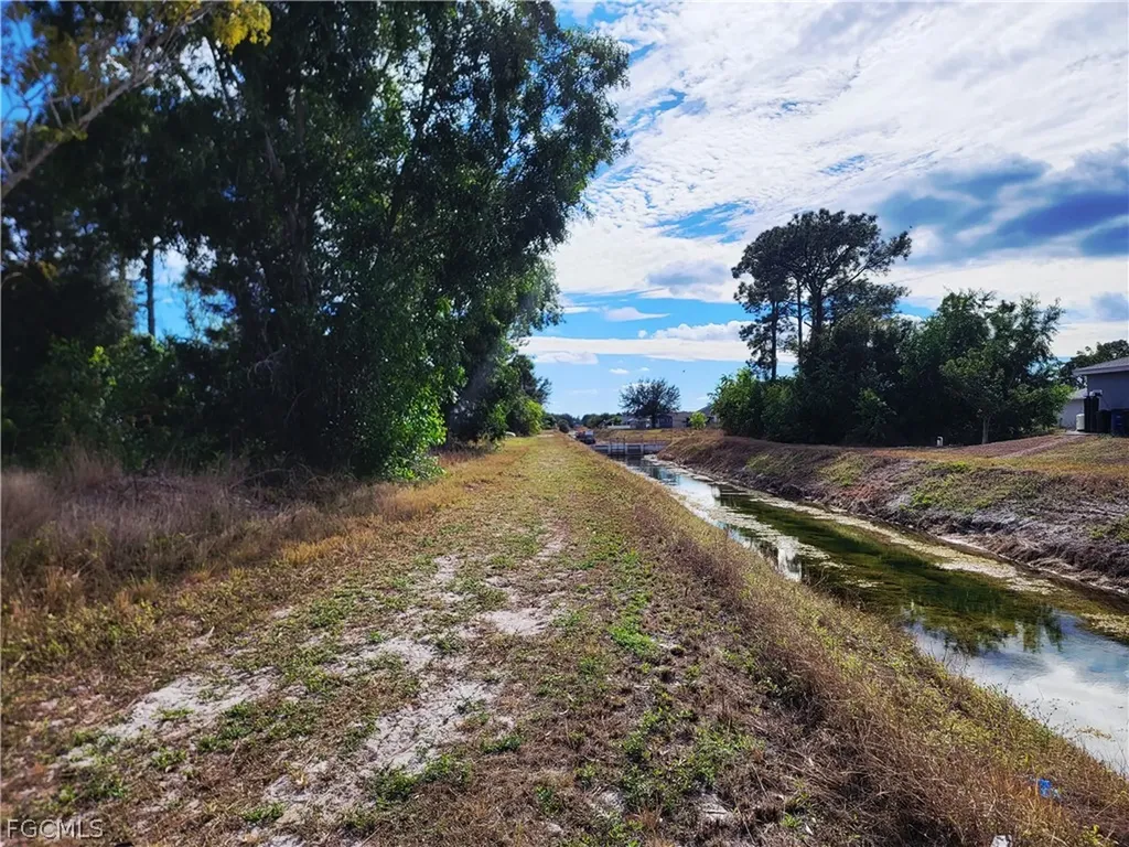 3125 29th Street SW Lehigh Acres FL 33976