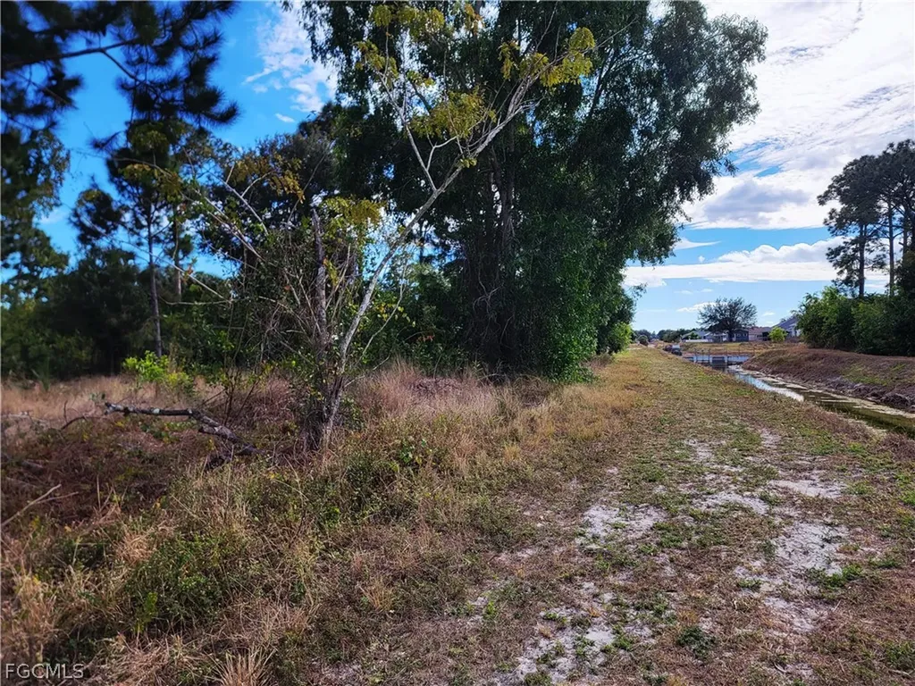 3125 29th Street SW Lehigh Acres FL 33976