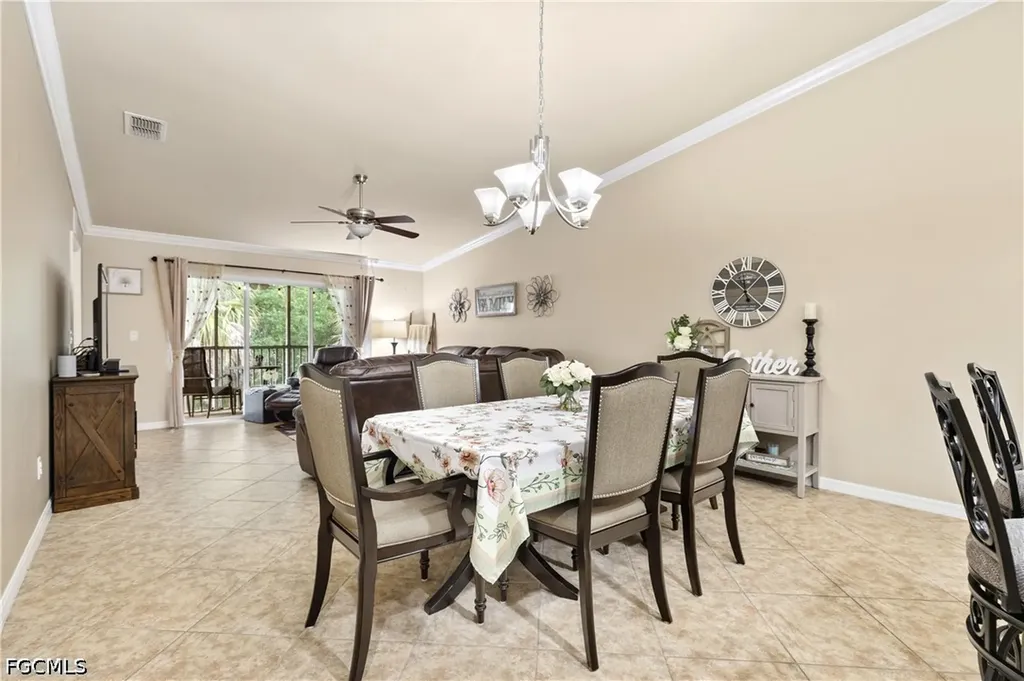 1113 Winding Pines Circle Cape Coral FL 33909