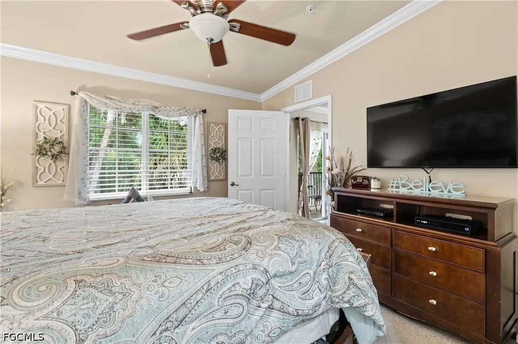 1113 Winding Pines Circle Cape Coral FL 33909