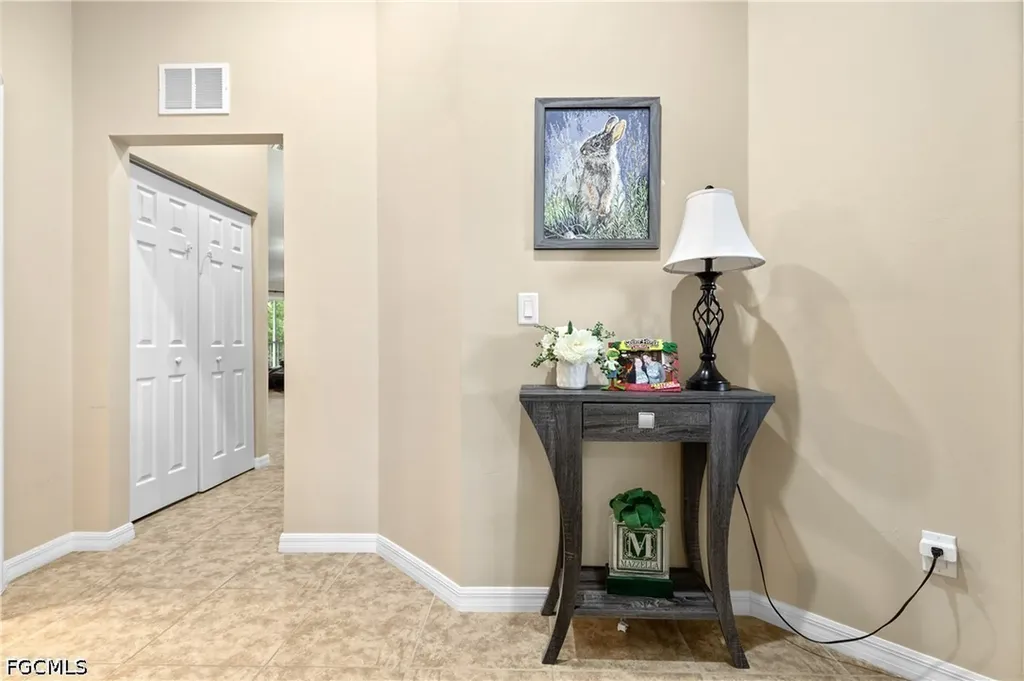1113 Winding Pines Circle Cape Coral FL 33909