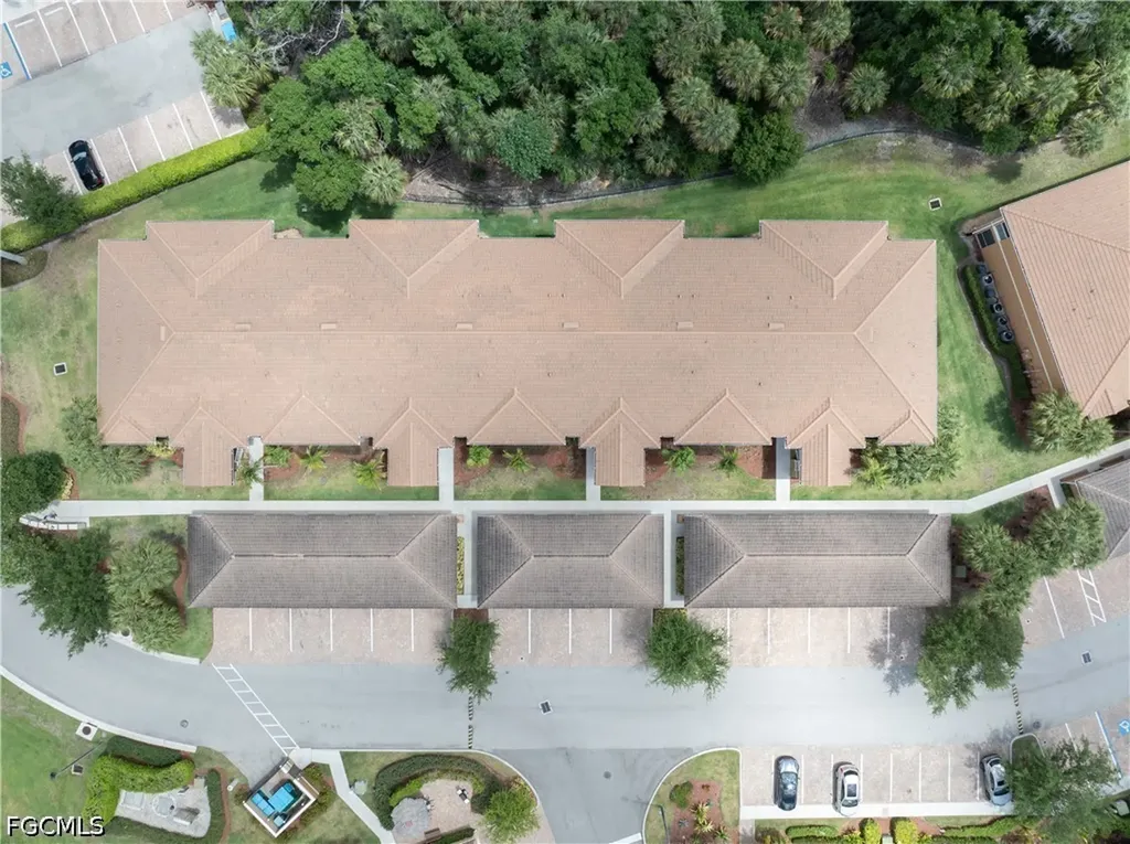 1113 Winding Pines Circle Cape Coral FL 33909