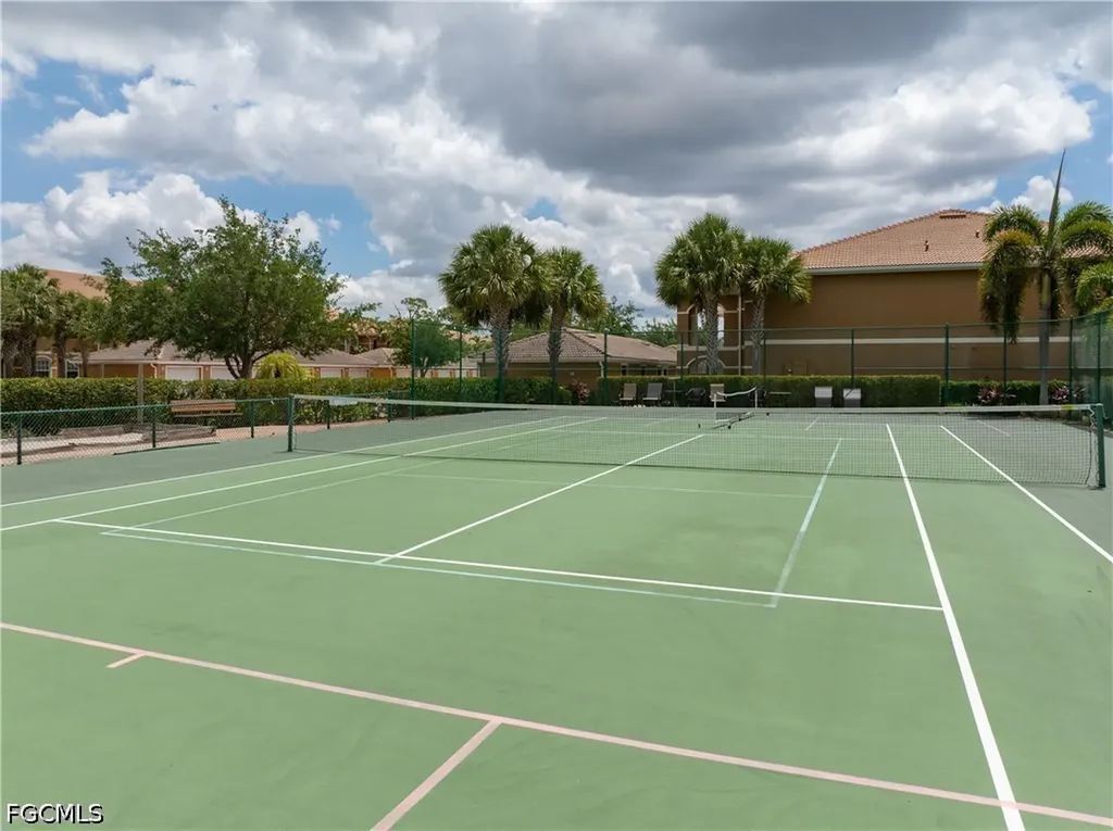 1113 Winding Pines Circle Cape Coral FL 33909