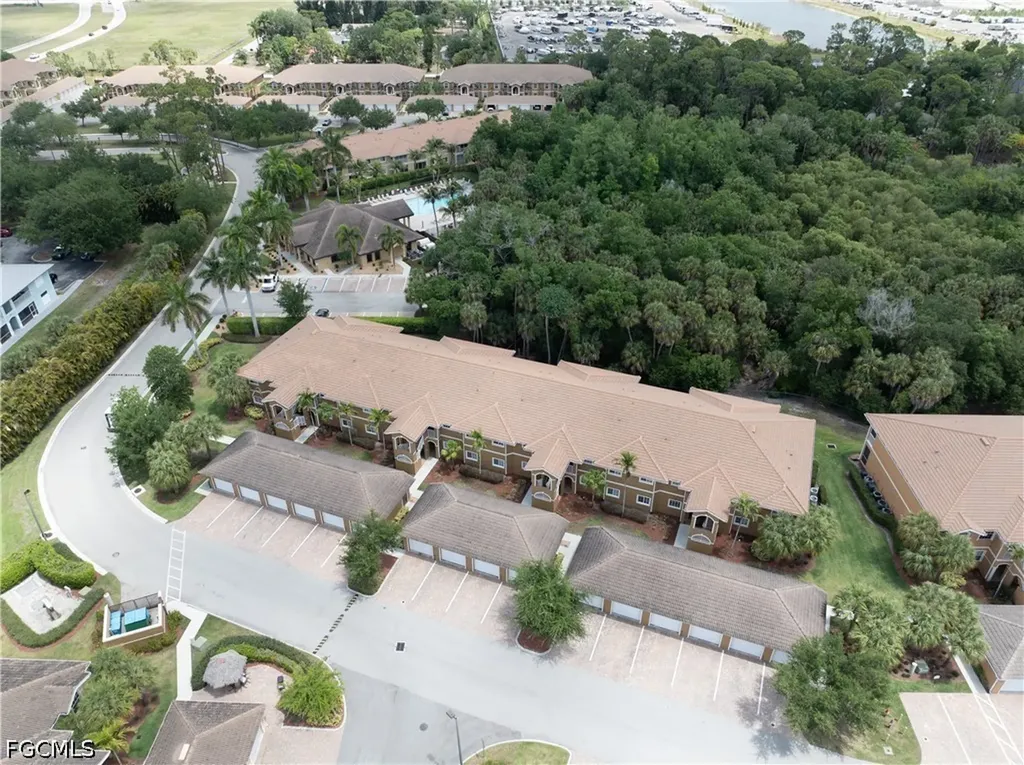 1113 Winding Pines Circle Cape Coral FL 33909