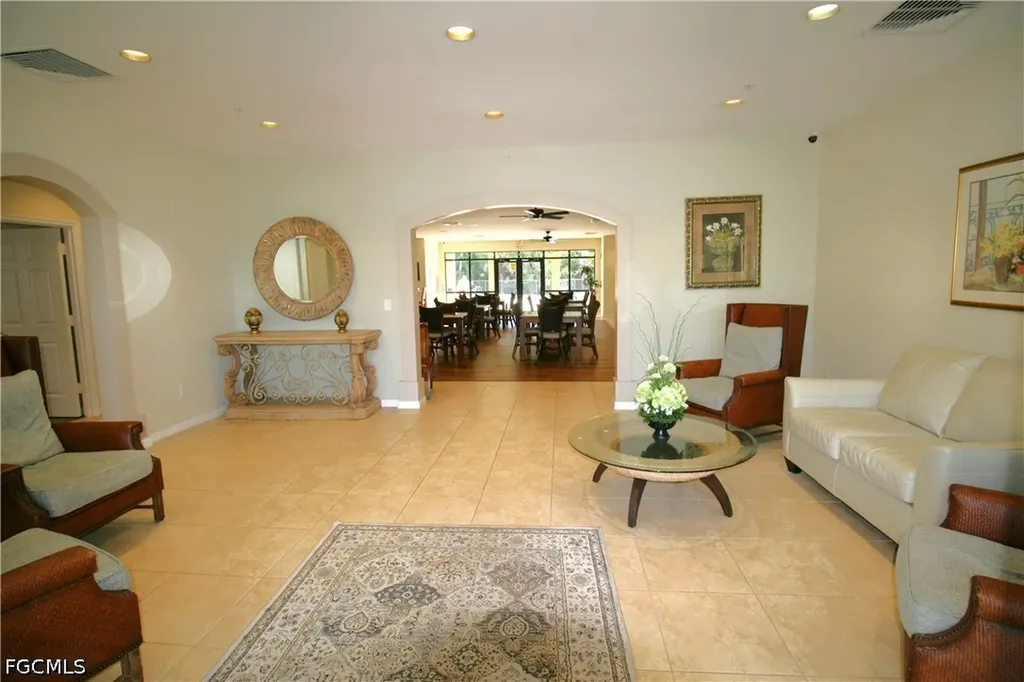 1113 Winding Pines Circle Cape Coral FL 33909