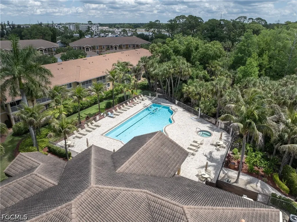 1113 Winding Pines Circle Cape Coral FL 33909