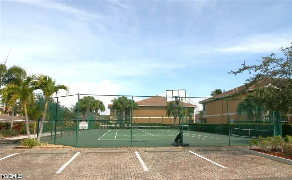 1113 Winding Pines Circle Cape Coral FL 33909