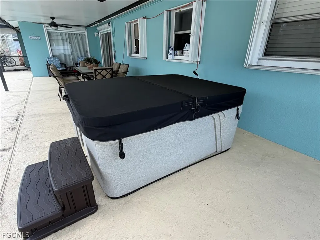 12213 De Moya Drive Fort Myers FL 33905
