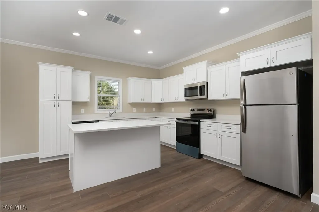 3416 Willard Street Fort Myers FL 33916