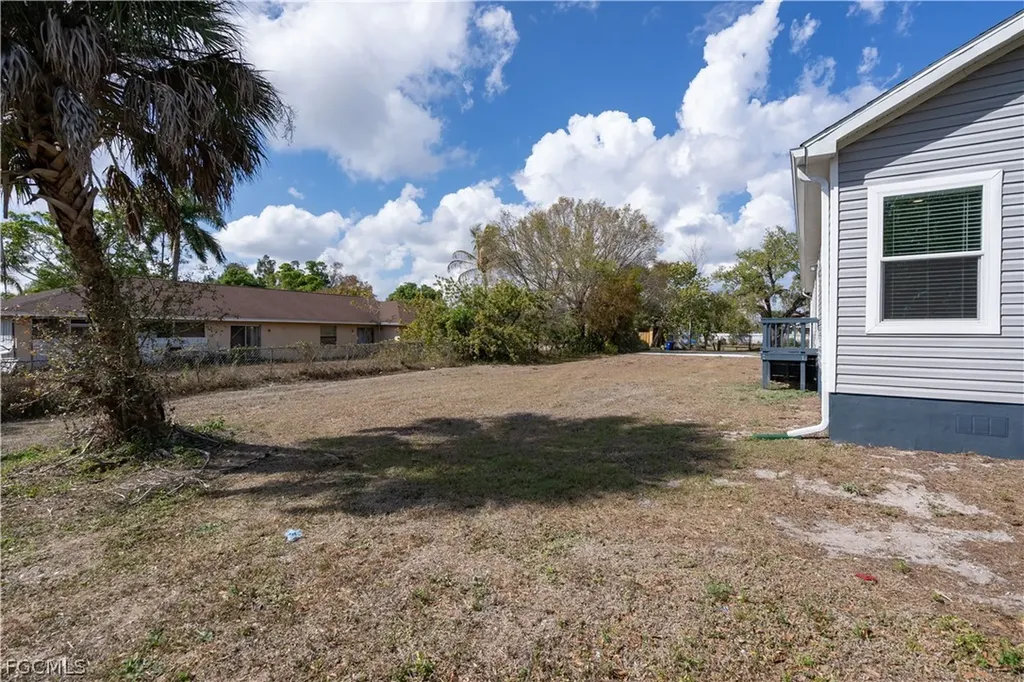 3416 Willard Street Fort Myers FL 33916