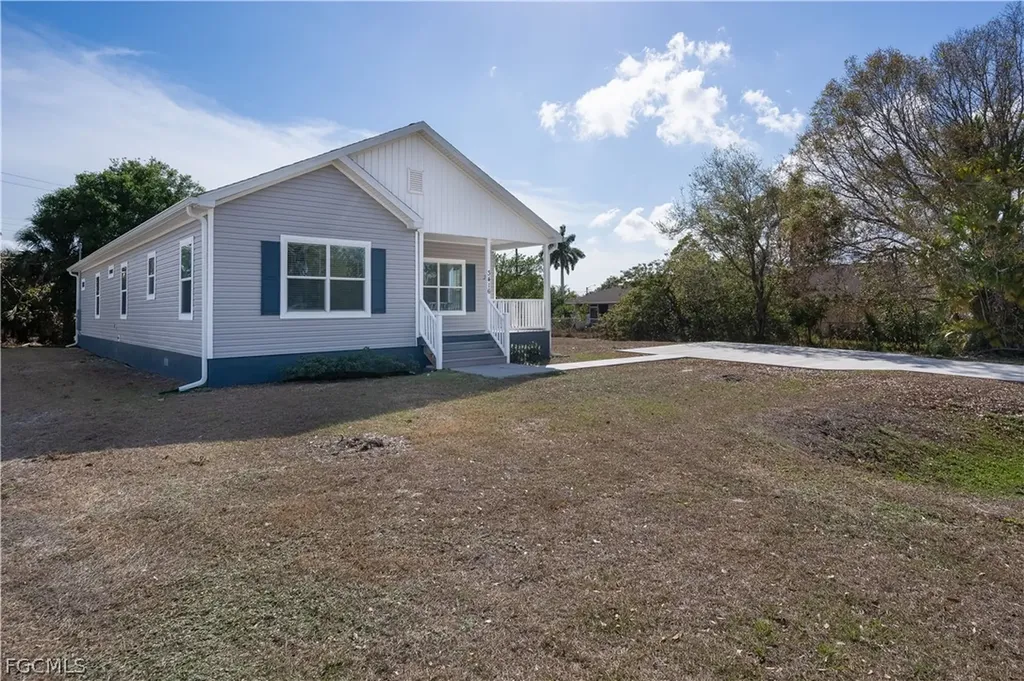 3416 Willard Street Fort Myers FL 33916