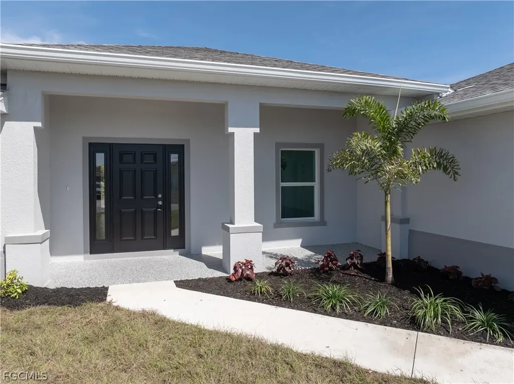 1027 NW 19th Street Cape Coral FL 33993
