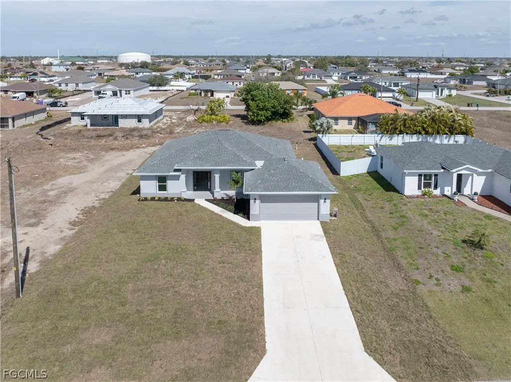 1027 NW 19th Street Cape Coral FL 33993