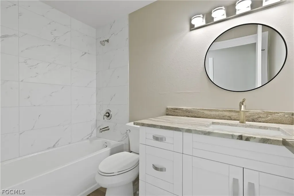 1027 NW 19th Street Cape Coral FL 33993