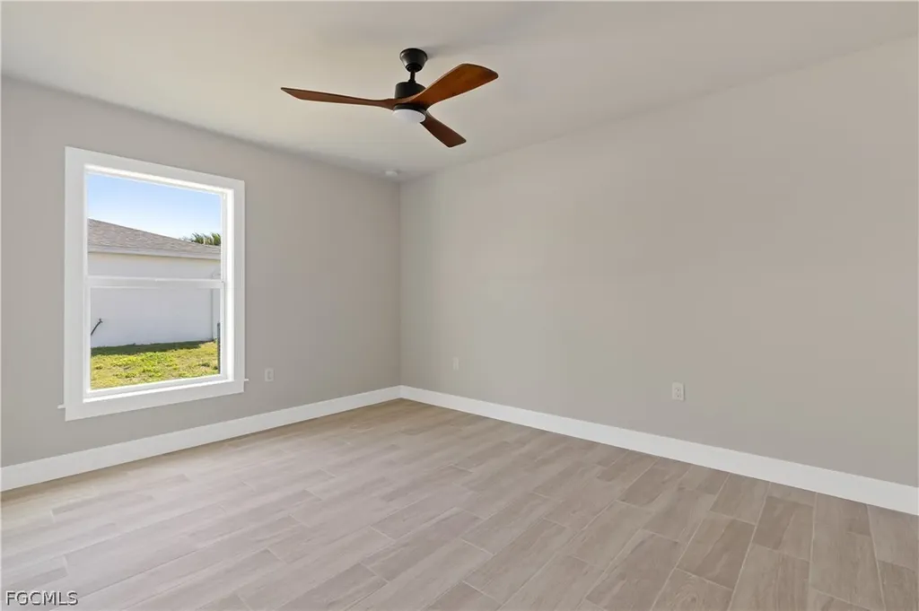 1027 NW 19th Street Cape Coral FL 33993