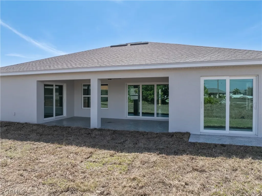 1027 NW 19th Street Cape Coral FL 33993