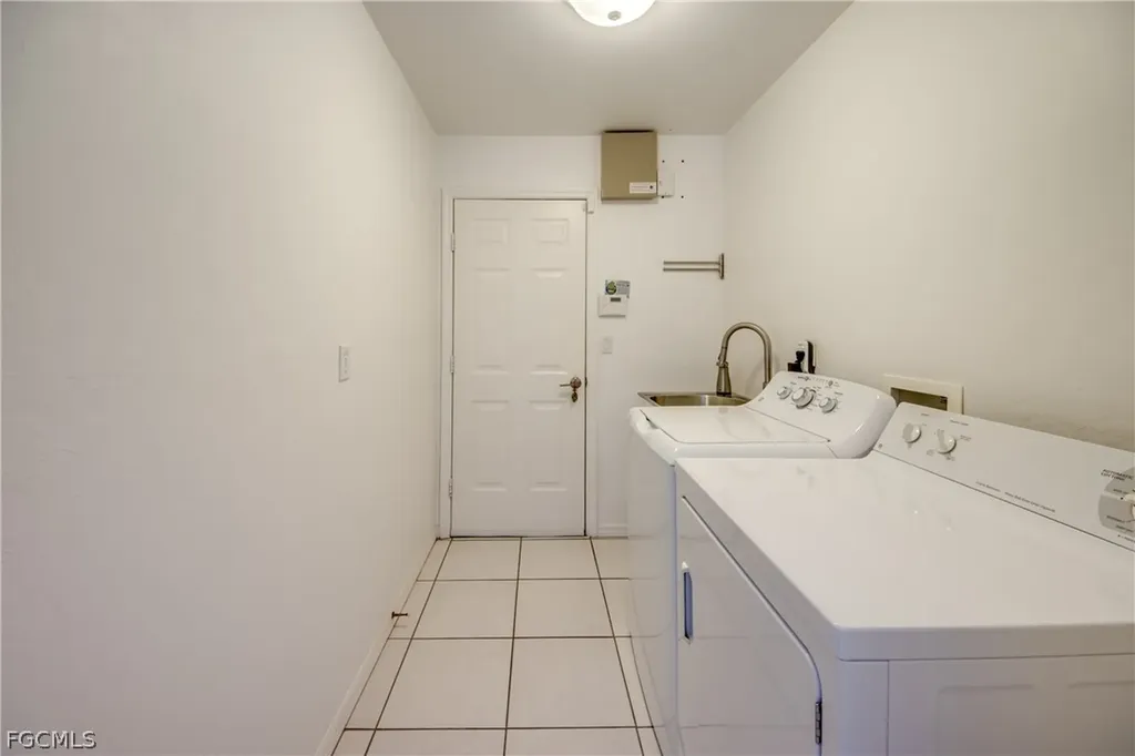 1732 Palaco Grande Parkway Cape Coral FL 33904
