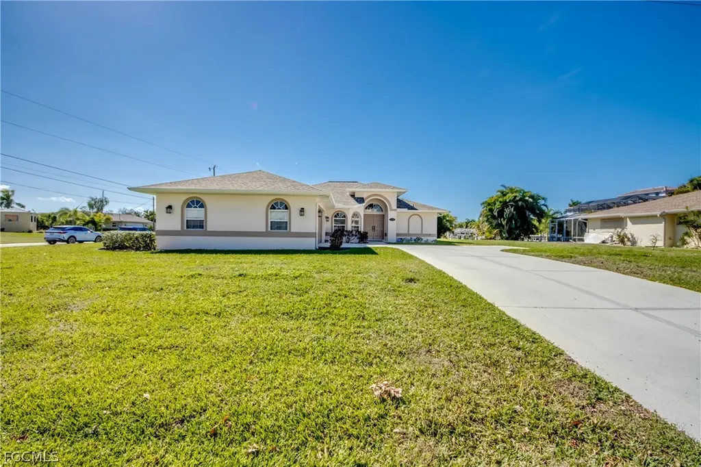 1732 Palaco Grande Parkway Cape Coral FL 33904
