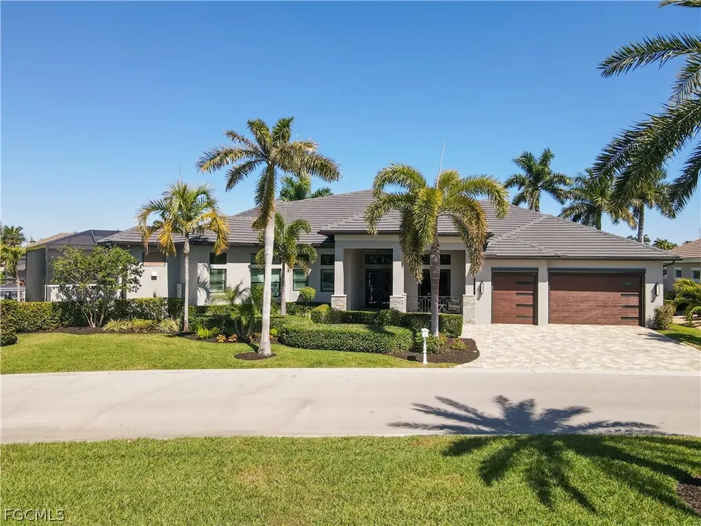 5501 Harbour Preserve Circle Cape Coral FL 33914
