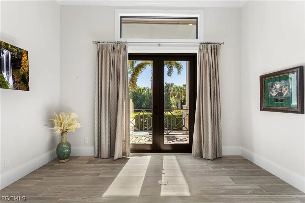 5501 Harbour Preserve Circle Cape Coral FL 33914