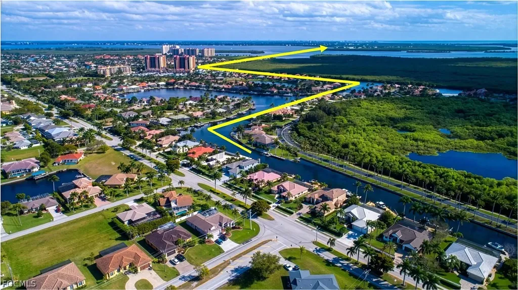 5501 Harbour Preserve Circle Cape Coral FL 33914