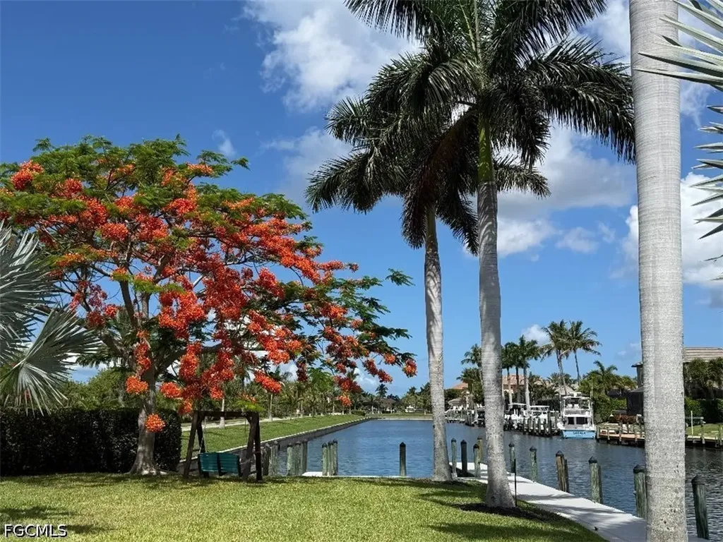 5501 Harbour Preserve Circle Cape Coral FL 33914