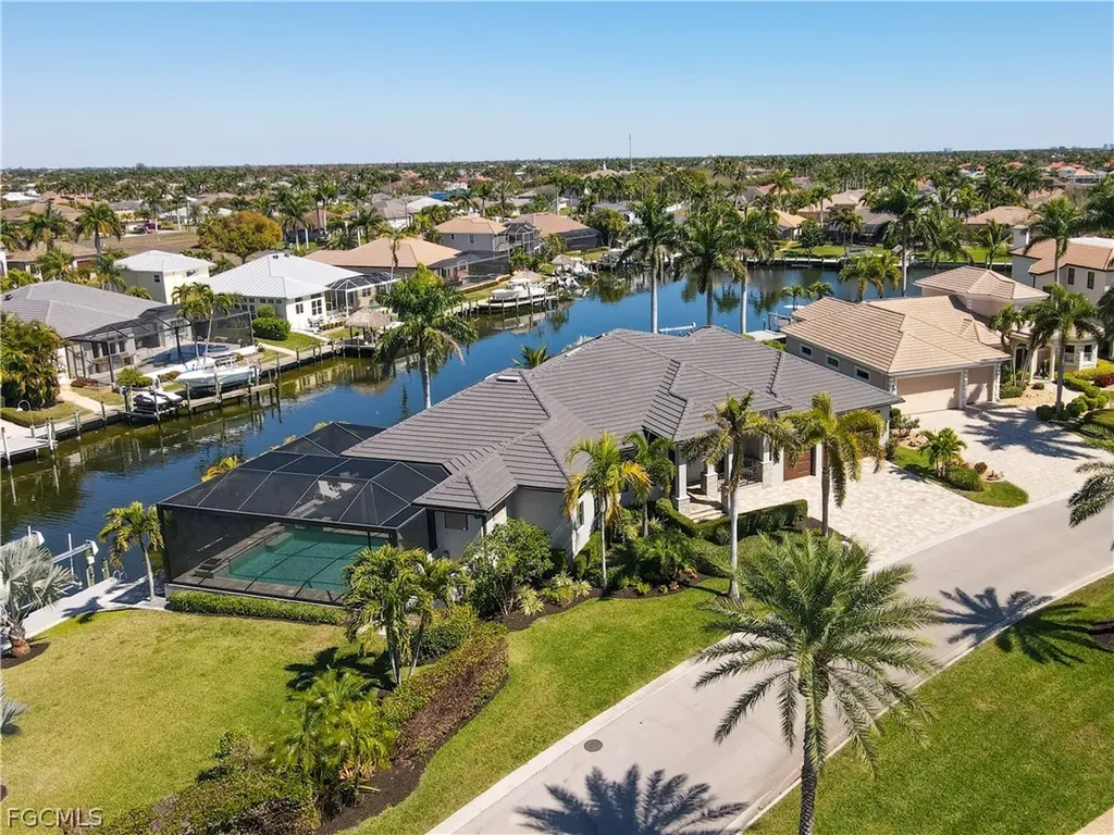 5501 Harbour Preserve Circle Cape Coral FL 33914
