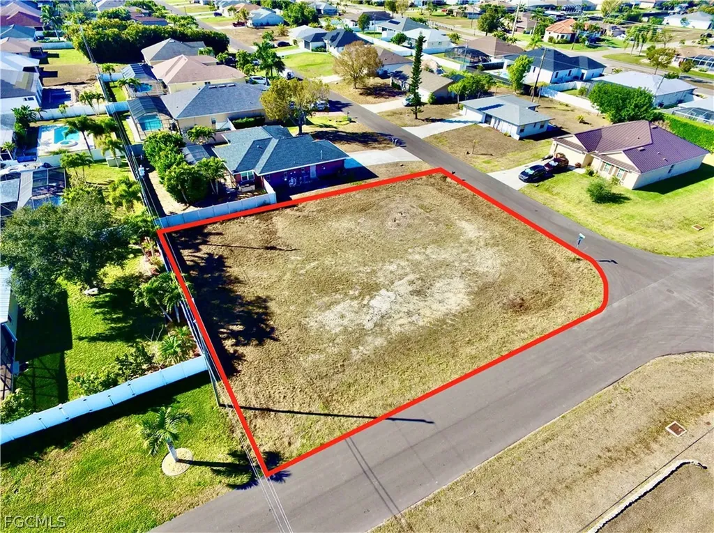 3905 SW 20th Place Cape Coral FL 33914