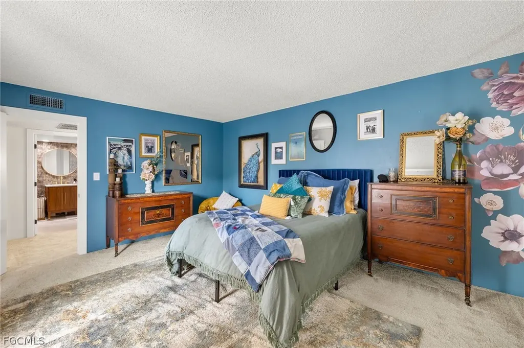 5235 Cedarbend Drive Fort Myers FL 33919