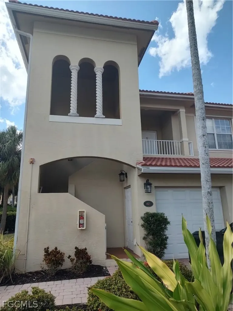 8521 Oakshade Circle Fort Myers FL 33919